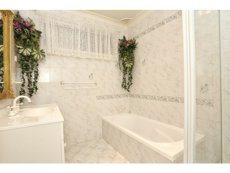 31 Pembroke Street, Cambridge Park NSW 2747