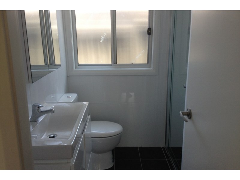 1A Oxford Street, Cambridge Park NSW 2747