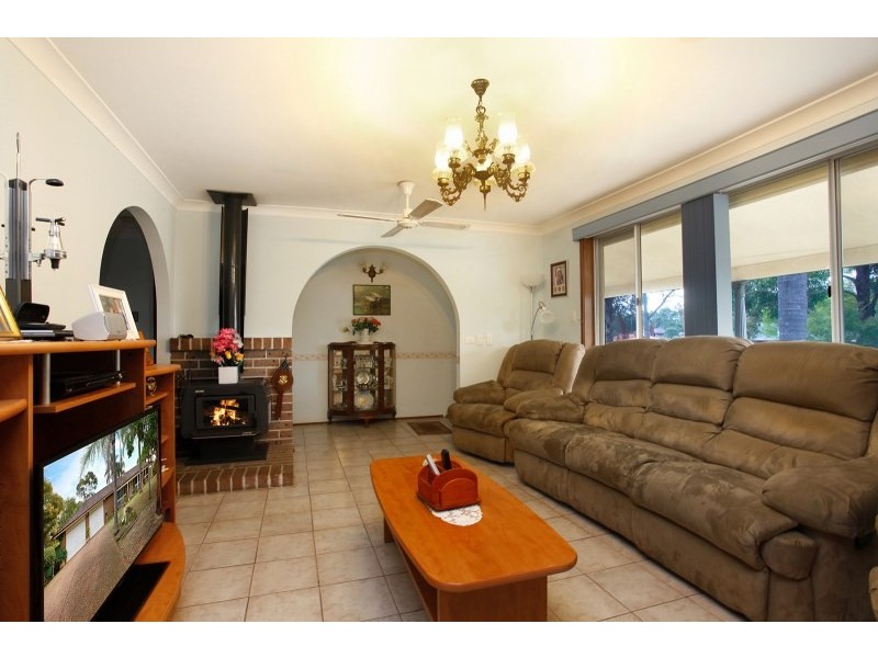 8 Pelsart Avenue, Penrith NSW 2750