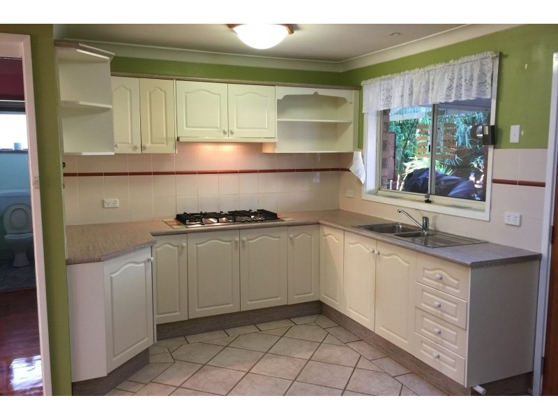 10 Hughes Avenue, Penrith NSW 2750