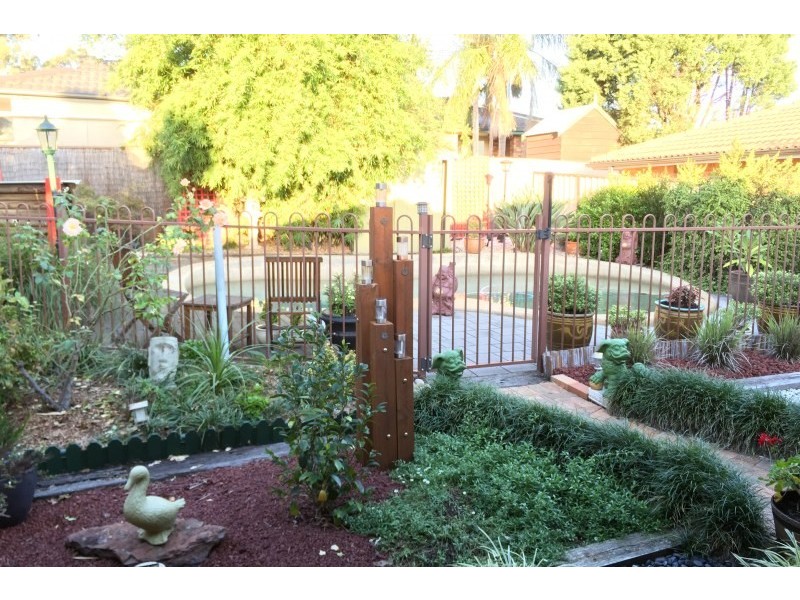 10 Hughes Avenue, Penrith NSW 2750