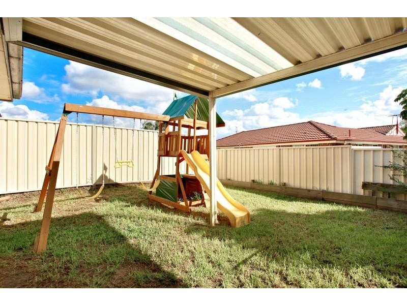 1/3 Tharkinna Close, Cranebrook NSW 2749