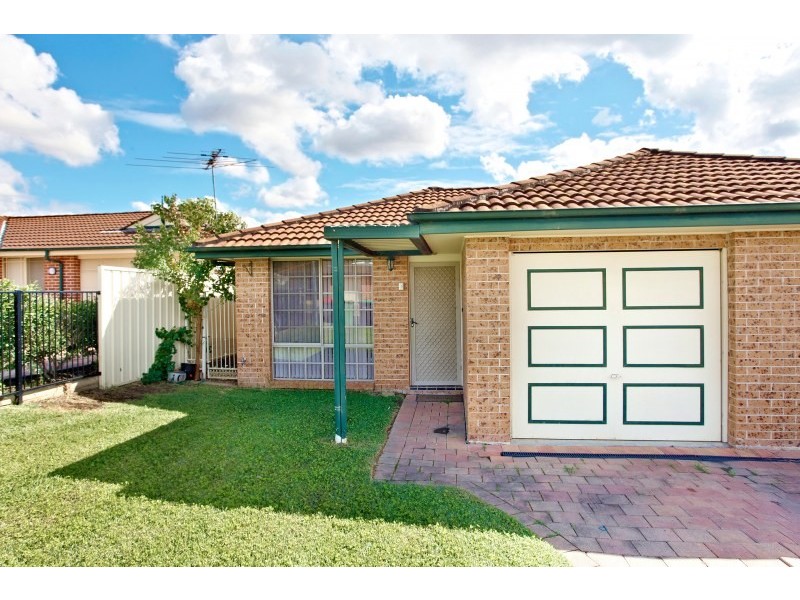 1/3 Tharkinna Close, Cranebrook NSW 2749