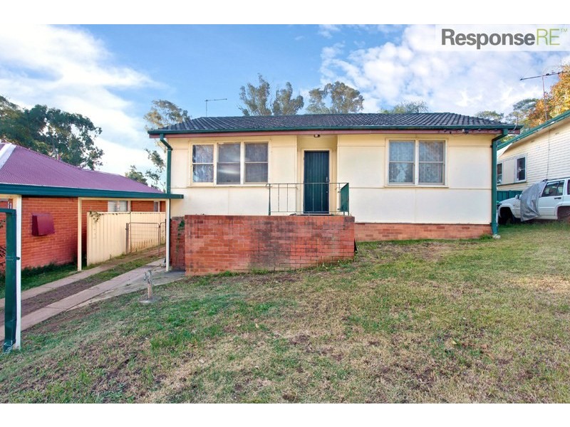 128 Kareela Avenue, Penrith NSW 2750