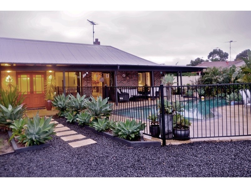 8A Vincent Road, Cranebrook NSW 2749