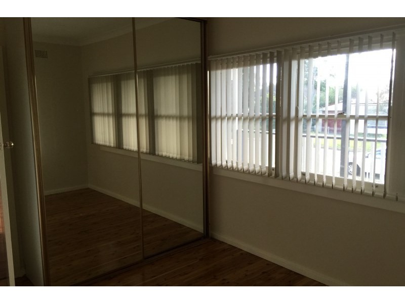 24 Edmondsen Crescent, St Marys NSW 2760