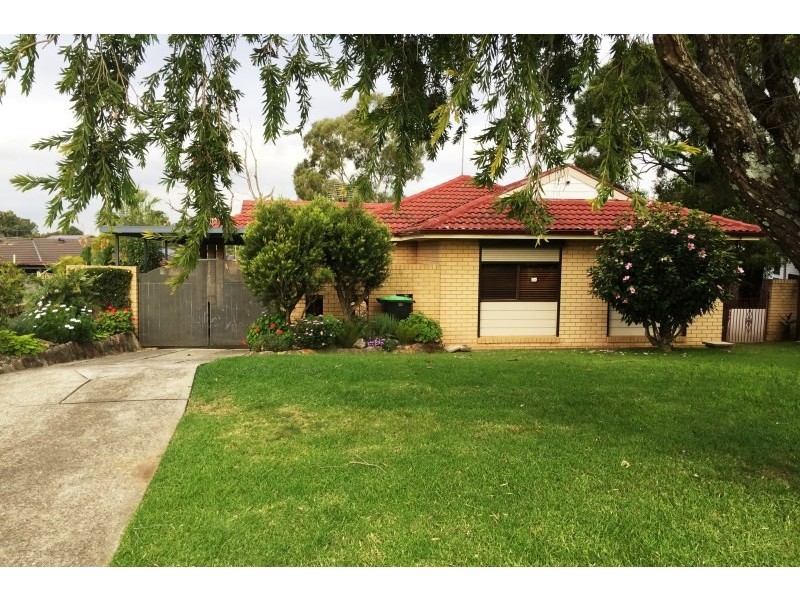 9 Nerang Circuit, South Penrith NSW 2750