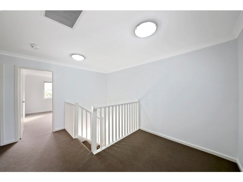 27 Firetail Circuit, Cranebrook NSW 2749