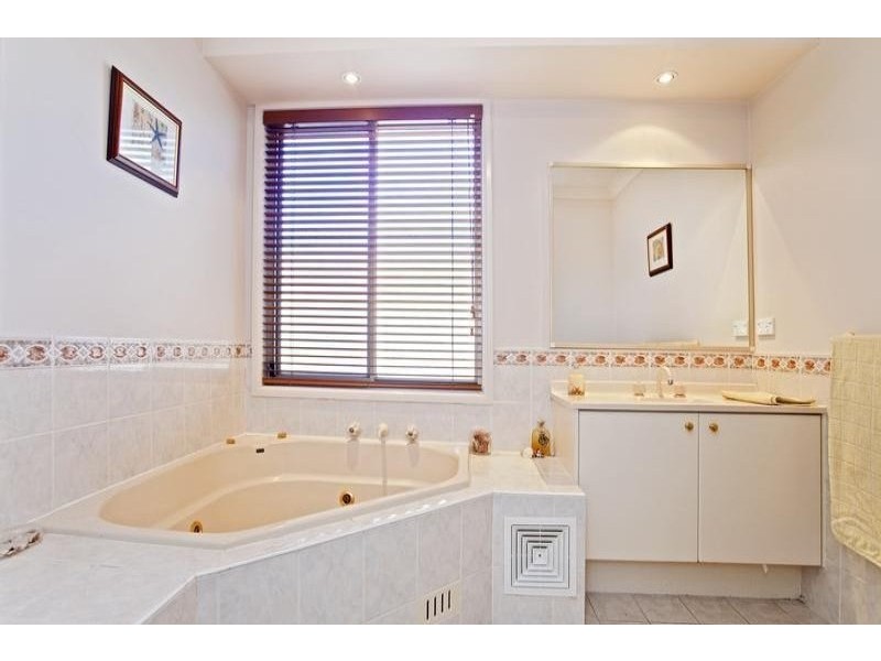 52 Talara Avenue, Glenmore Park NSW 2745