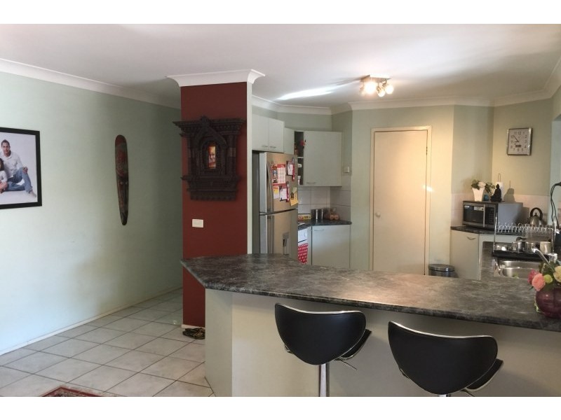 6 St Andrews Drive, Glenmore Park NSW 2745