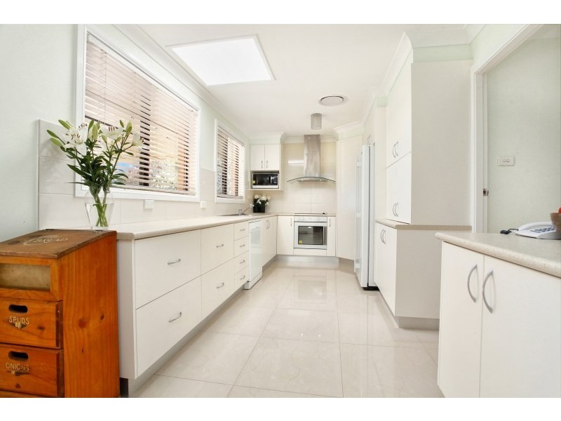 1 Ikin Street, Jamisontown NSW 2750