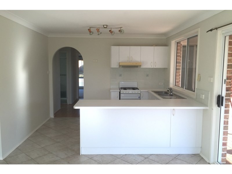 22 Wolara Avenue, Glenmore Park NSW 2745