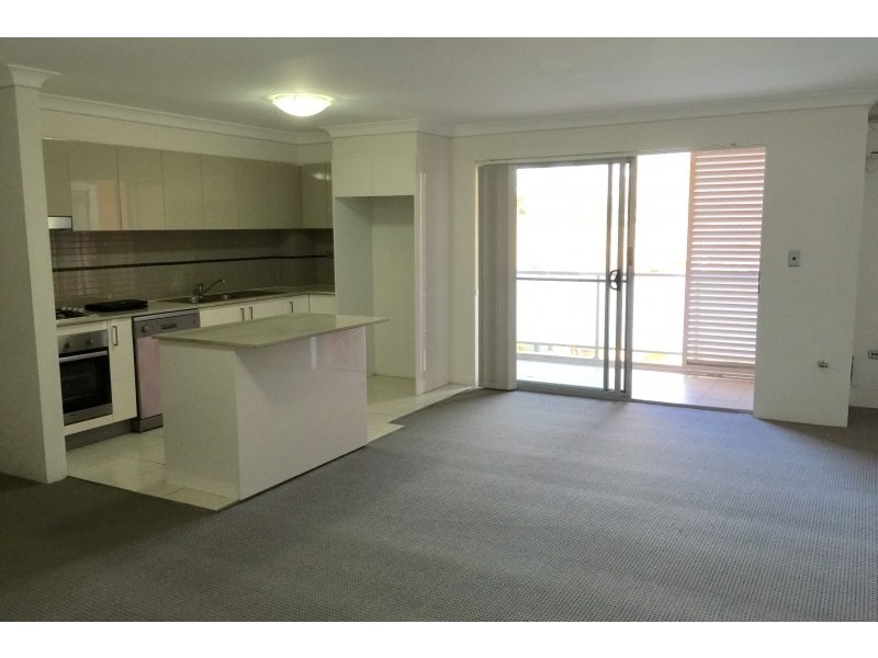 9/5-7 Dent Street, Penrith NSW 2750