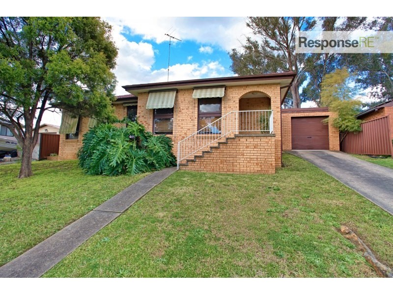 4 Scenic Circuit, Cranebrook NSW 2749