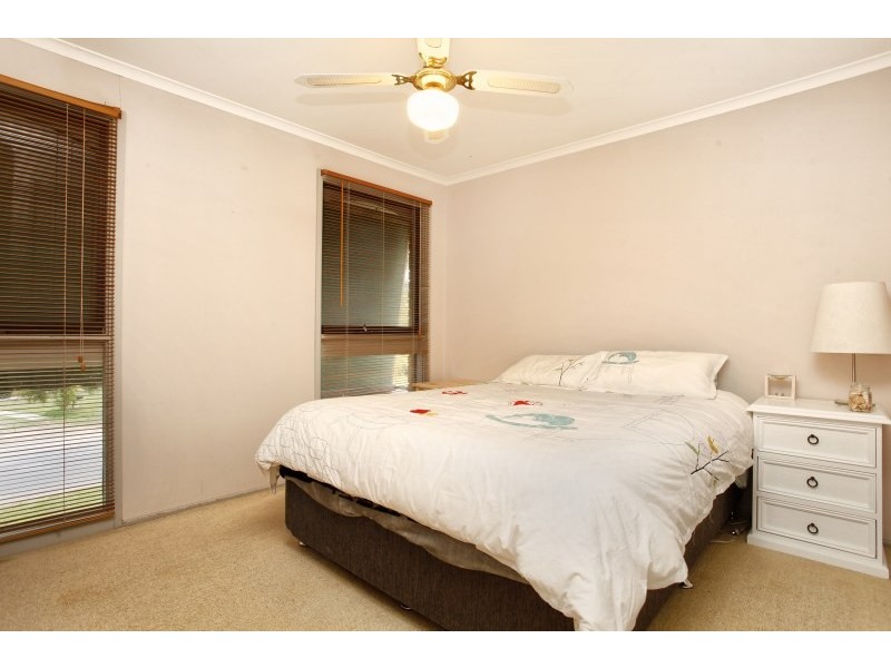 4 Scenic Circuit, Cranebrook NSW 2749