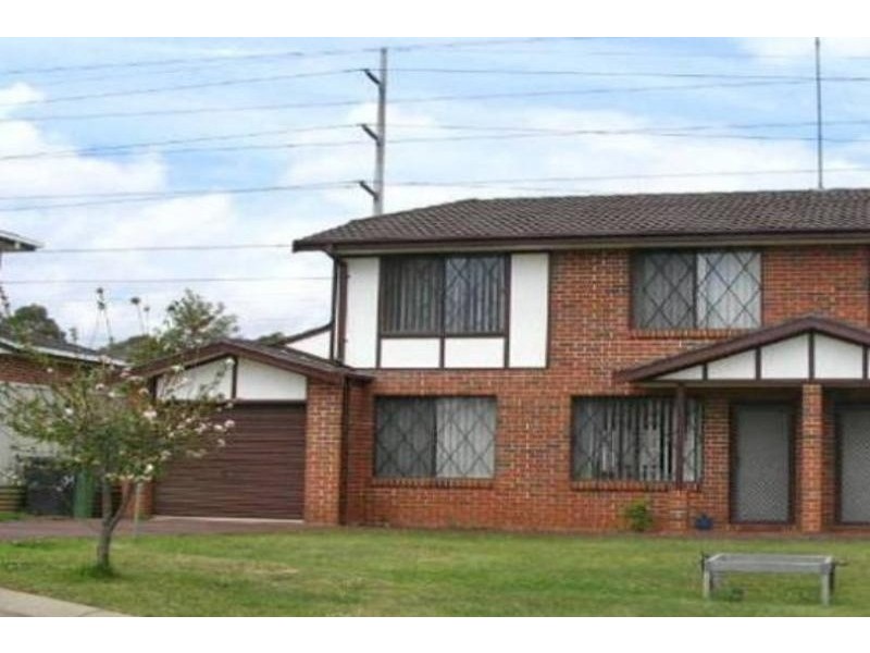 13A Yellowgum Parade, Glenmore Park NSW 2745