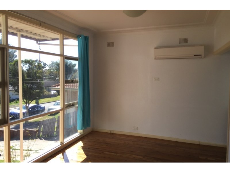 8 Norfolk Road, Cambridge Park NSW 2747