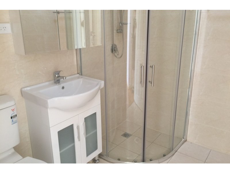 8 Norfolk Road, Cambridge Park NSW 2747