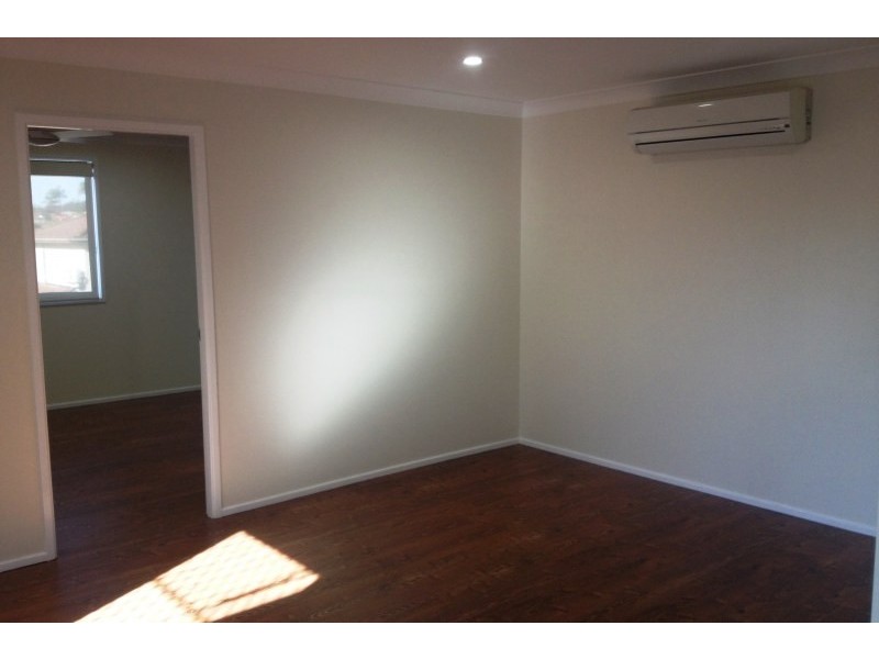 8 Arafura Avenue, Cranebrook NSW 2749