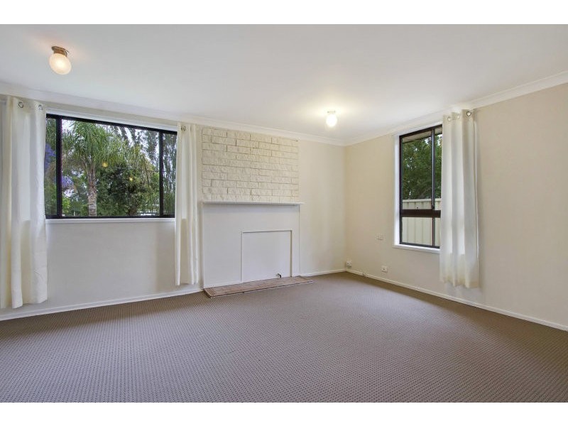 1 Newport Street, Cambridge Park NSW 2747