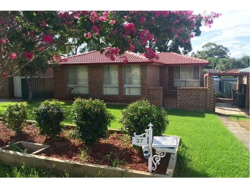 37 Warragamba Crescent, Jamisontown NSW 2750