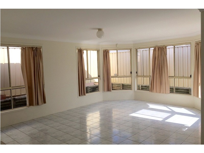 42 Talara Avenue, Glenmore Park NSW 2745
