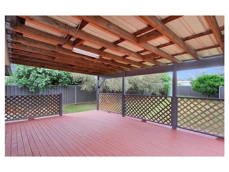 3 William Street, Cambridge Park NSW 2747