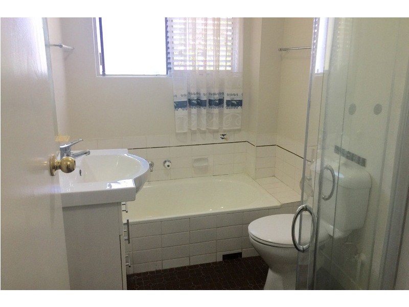 4/19-23  First Street, Kingswood NSW 2747