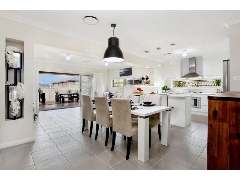 Claremont Meadows NSW 2747