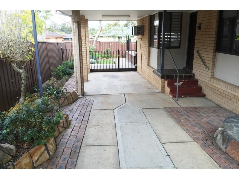 9 Nerang Circuit, South Penrith NSW 2750