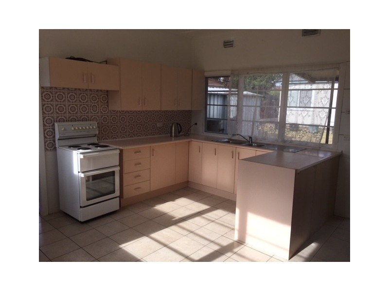 10 Stafford Street, Kingswood NSW 2747