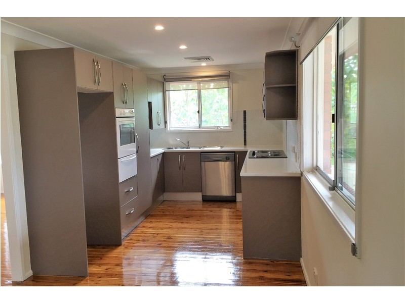 6 Arafura Avenue, Cranebrook NSW 2749