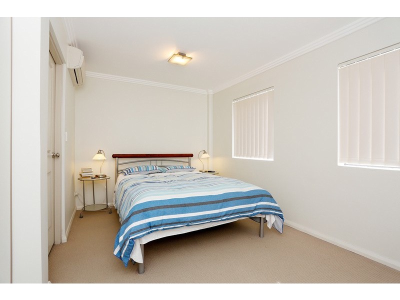 18/282 High Street, Penrith NSW 2750