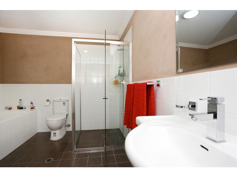 18/282 High Street, Penrith NSW 2750