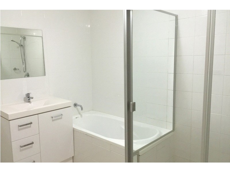 9/5-7 Dent Street, Penrith NSW 2750