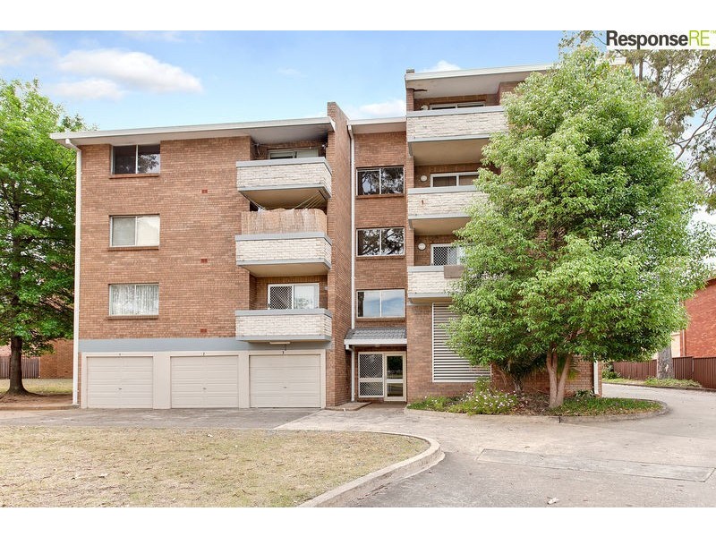 9/17 Santley Crescent, Kingswood NSW 2747