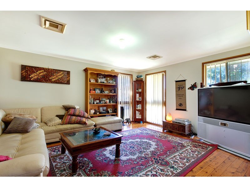 14 Briery Place, Cranebrook NSW 2749