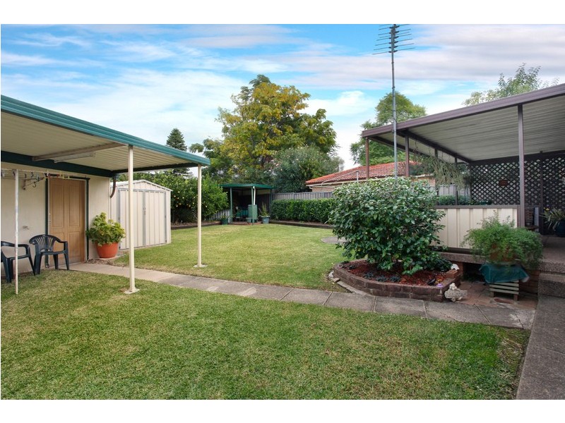 14 William Street, Cambridge Park NSW 2747