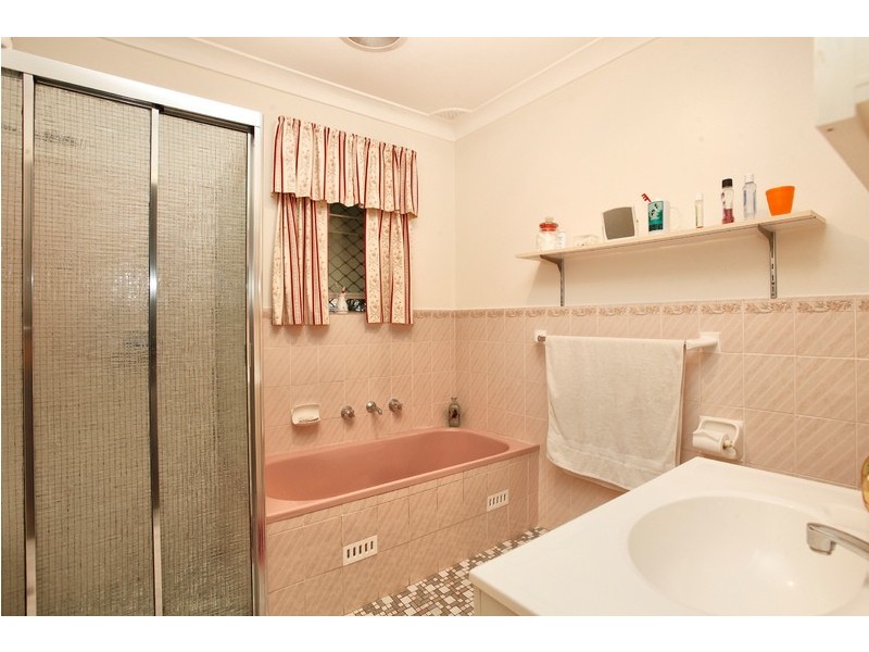 14 William Street, Cambridge Park NSW 2747