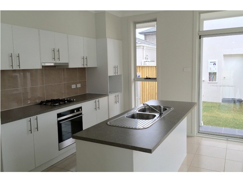 18 Burrows Street, Penrith NSW 2750