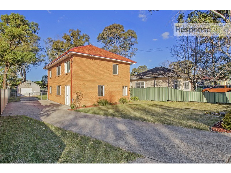 12 Barker Street, Cambridge Park NSW 2747