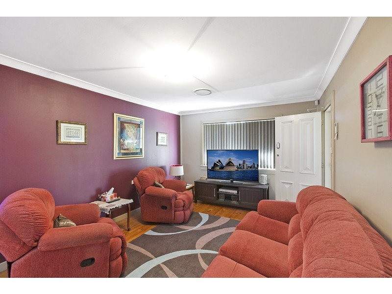 25 Tarawa Road, Lethbridge Park NSW 2770