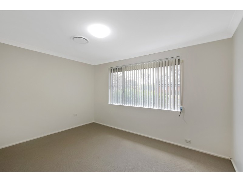 14 William Street, Cambridge Park NSW 2747