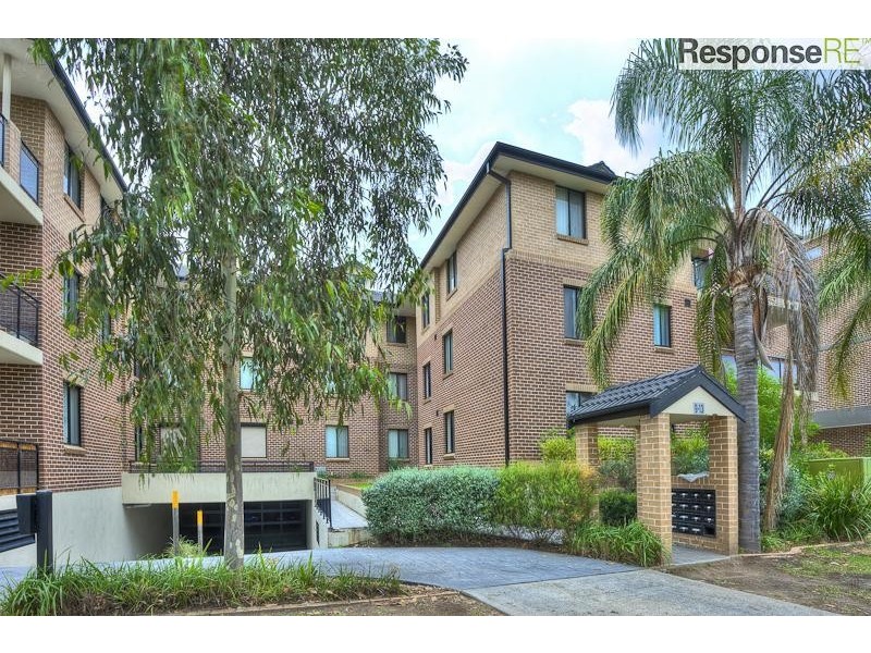 2/9-13 Dent Street, Penrith NSW 2750