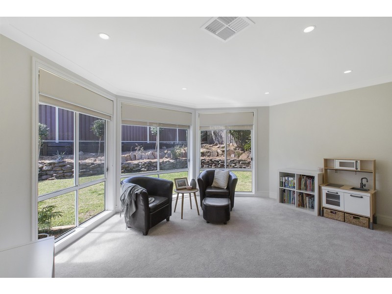 2 Barry Coe Place, Cranebrook NSW 2749