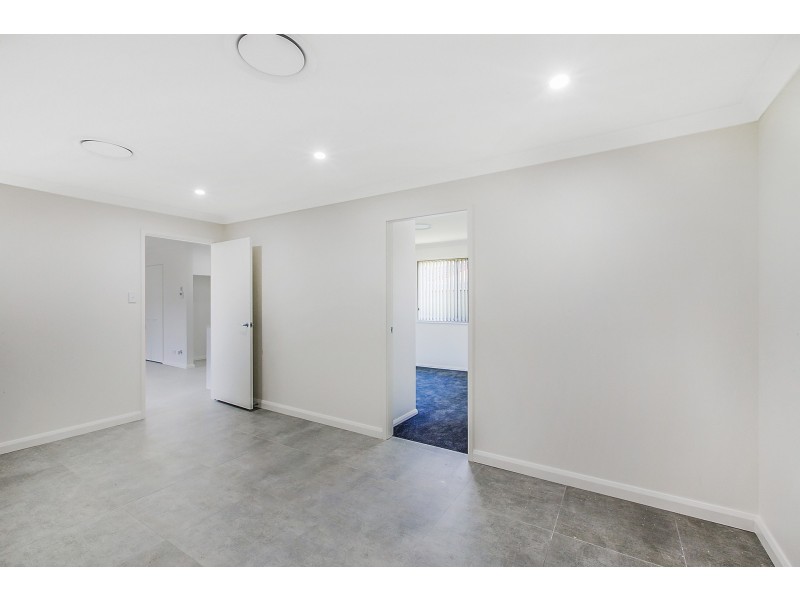 55a Alpine Circuit, St Clair NSW 2759