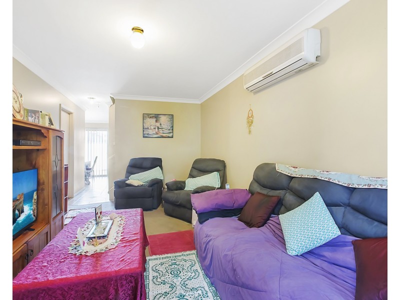 5/2 Dutton Place, Glenmore Park NSW 2745