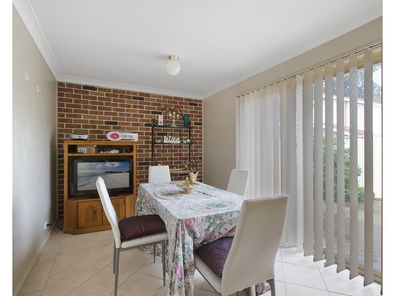 5/2 Dutton Place, Glenmore Park NSW 2745