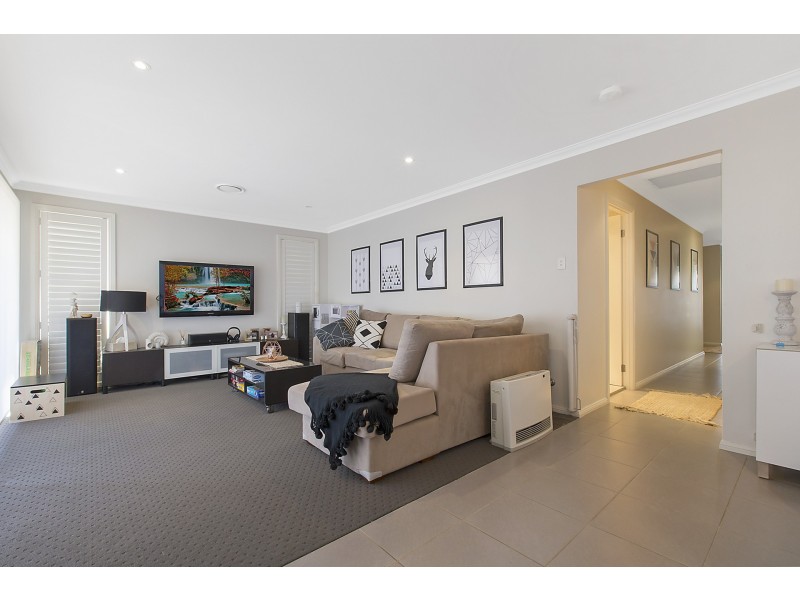 11 Lapwing Way, Cranebrook NSW 2749