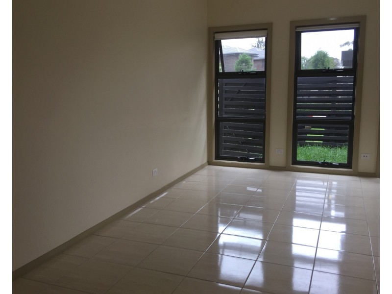 75 Empire Circuit, Penrith NSW 2750